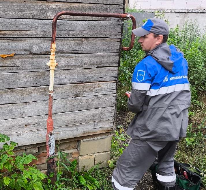 Газовики совместно с силовиками провели рейд в поселке Дягилево 