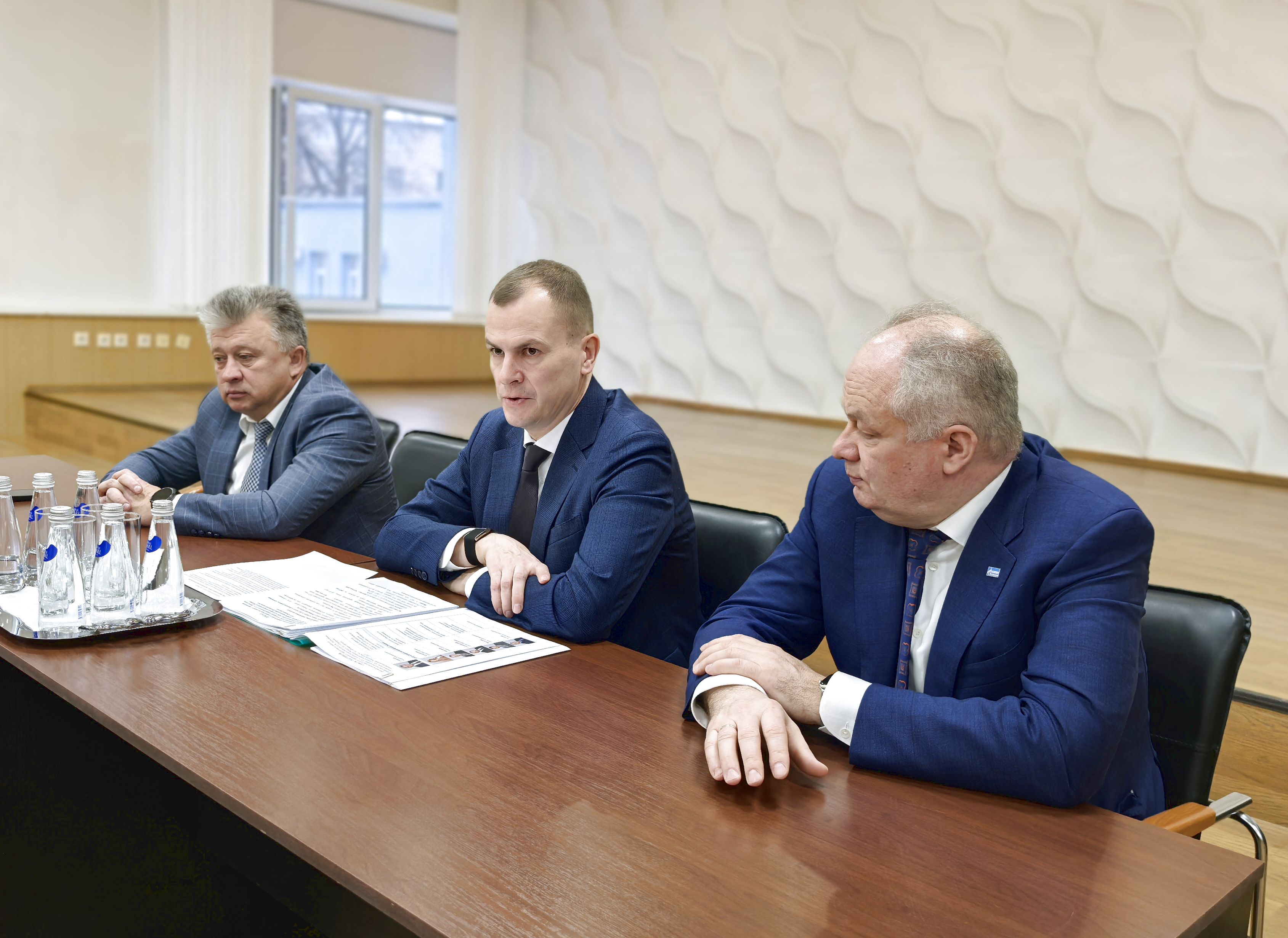 Заместитель генерального директора по работе с органами власти и регионами «Газпром межрегионгаз» Олег Ляпустин провел встречу с коллективами рязанских газовиков